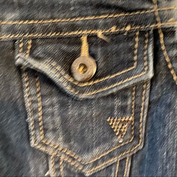 Guess Teen’s Jean Vest with Embroidered Roses - Picture 5 of 8